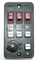 Панель выключателей с 3 клавишами, 4 предохранител